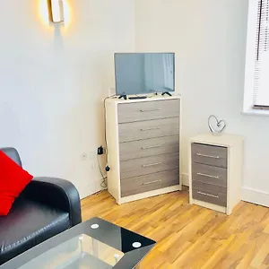 https://city-sparrow-nest-2w.cambridgehotelsuk.com